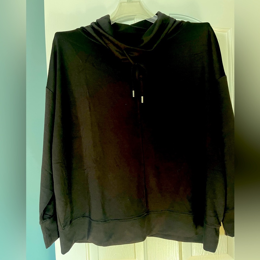 Jones & Co pullover top